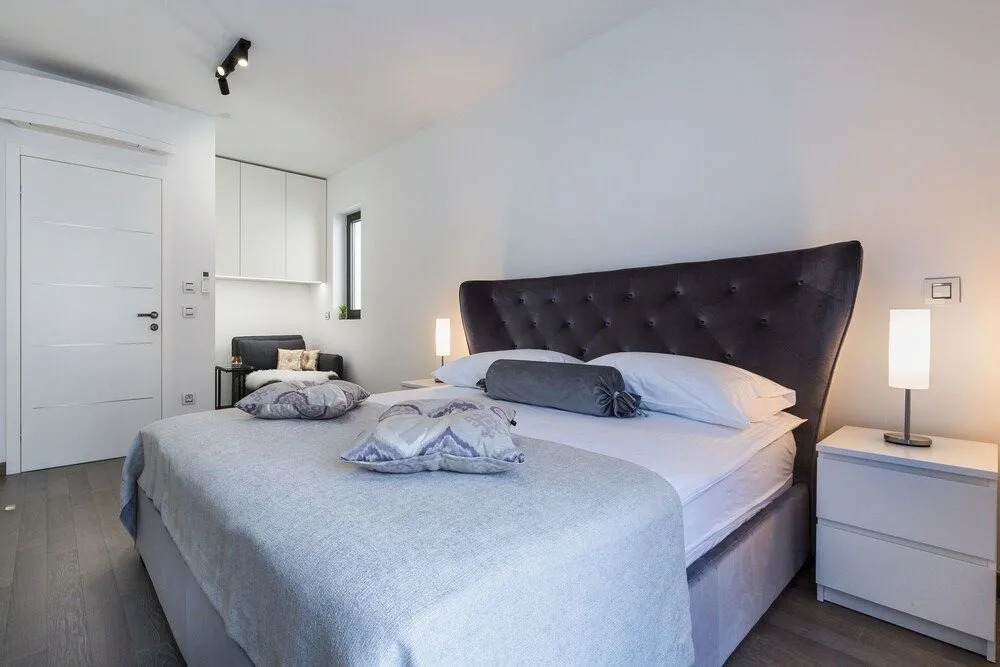Shell Luxury Residences with Pool and Whirlpool