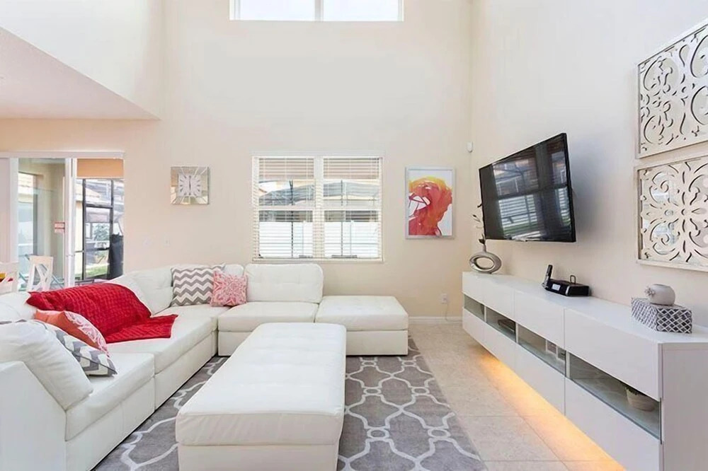 2505 Dharma Circle 6 Bedroom Home by Redawning