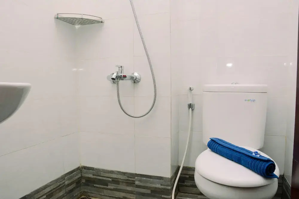 Affordable Room at Guesthouse Galuh Mas
