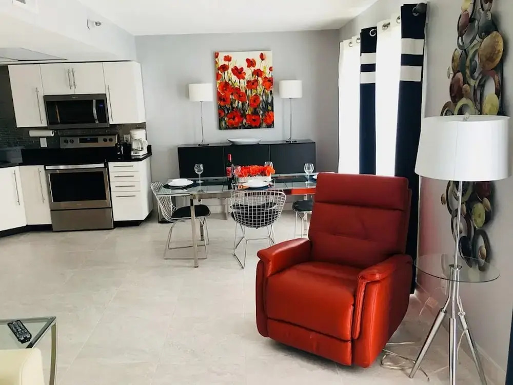 Inverness Condominium 500
