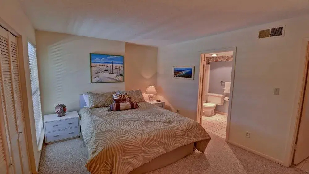 217 - 2 Br Condo