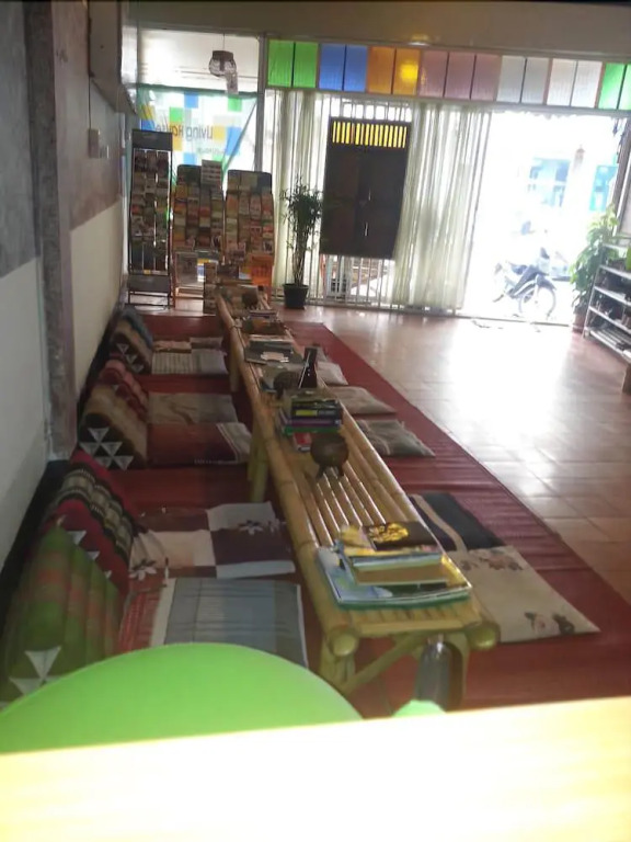The Living Place 3 - Hostel