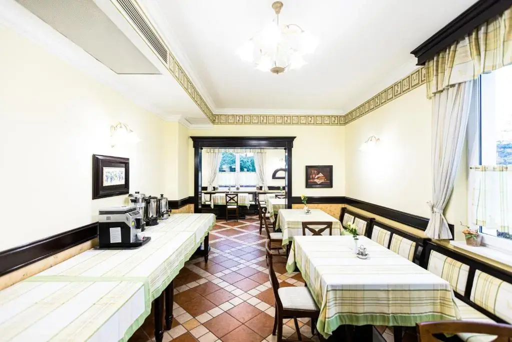 Koronna Hotel