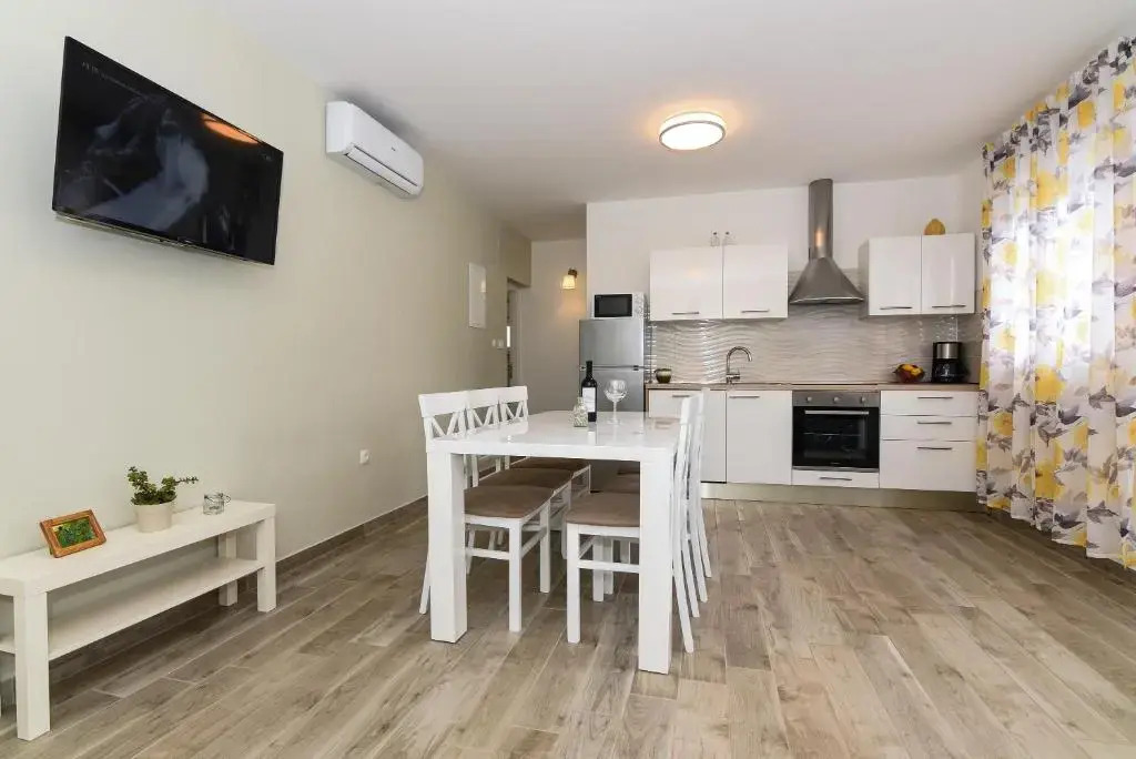 Nova Apartments
