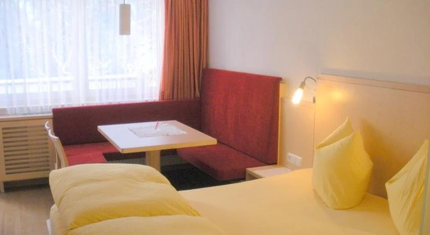 Hotel Garni Central - Zimmer - Studios - Apartments