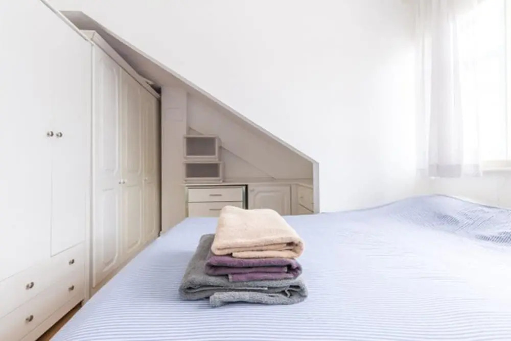 Eson2 - The South Kensington Loft
