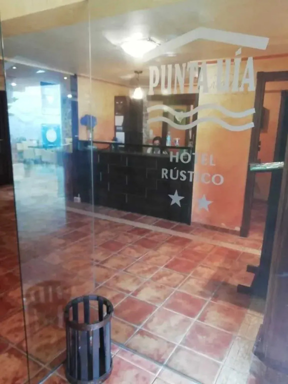 Hotel Rústico Punta Uia