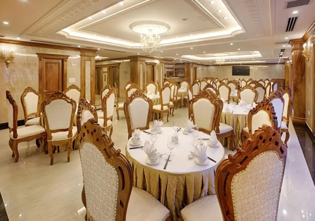 Riverside Hotel Quang Binh