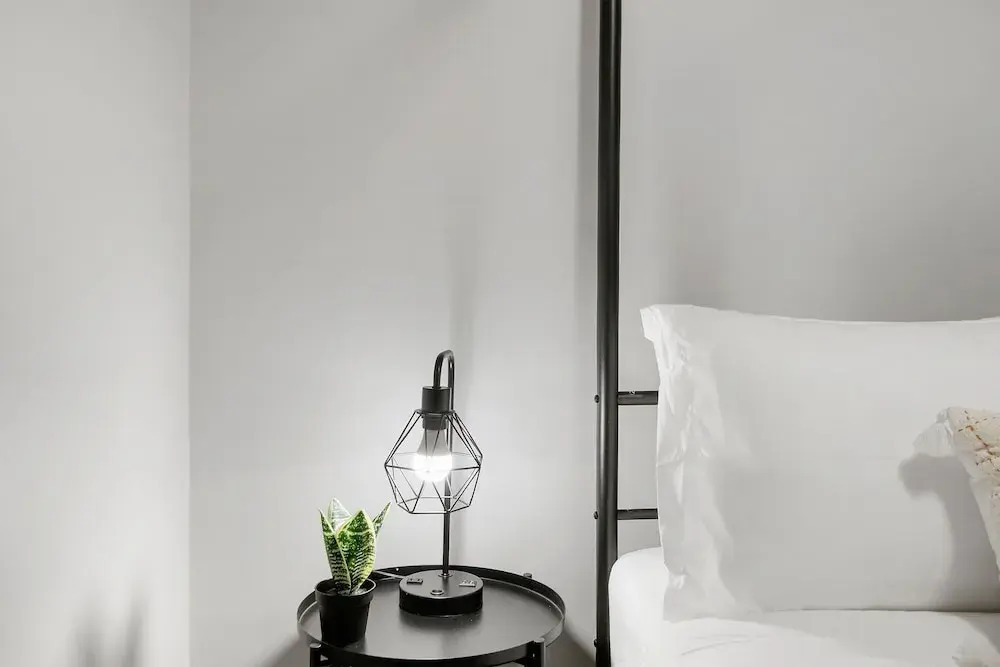 2BR Aesthetic Apt - Barry 37-GB