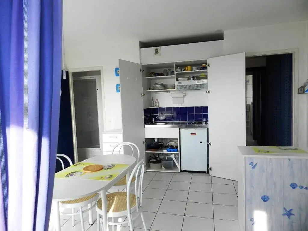 Appartement La Rochelle, 1 pièce, 2 personnes - FR-1-551-30