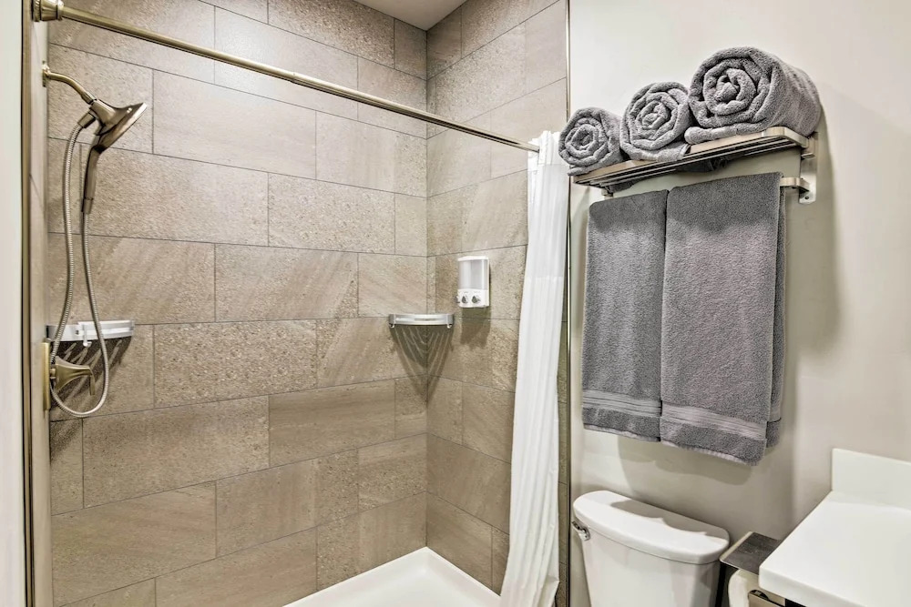 Anchorage Studio Escape ~ 14 Miles From Downtown!