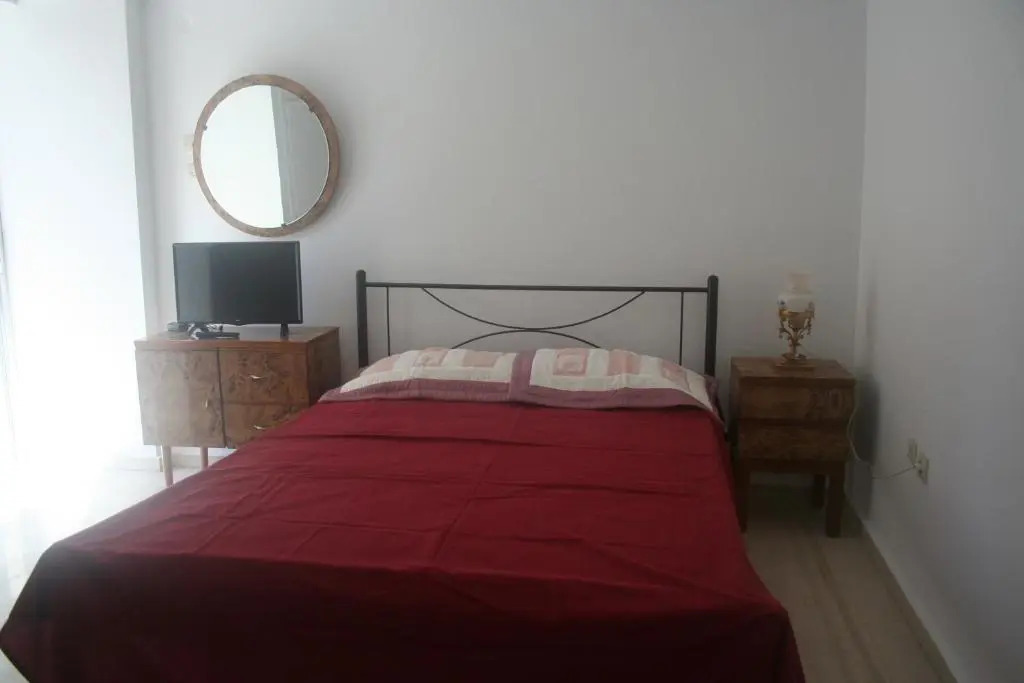 Sea view flat @ centre LOUTRAKI 1BR