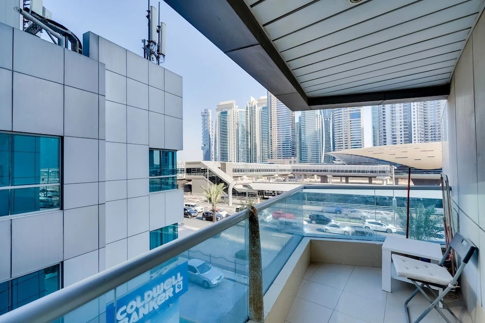 2 Bedroom Apartment Marina