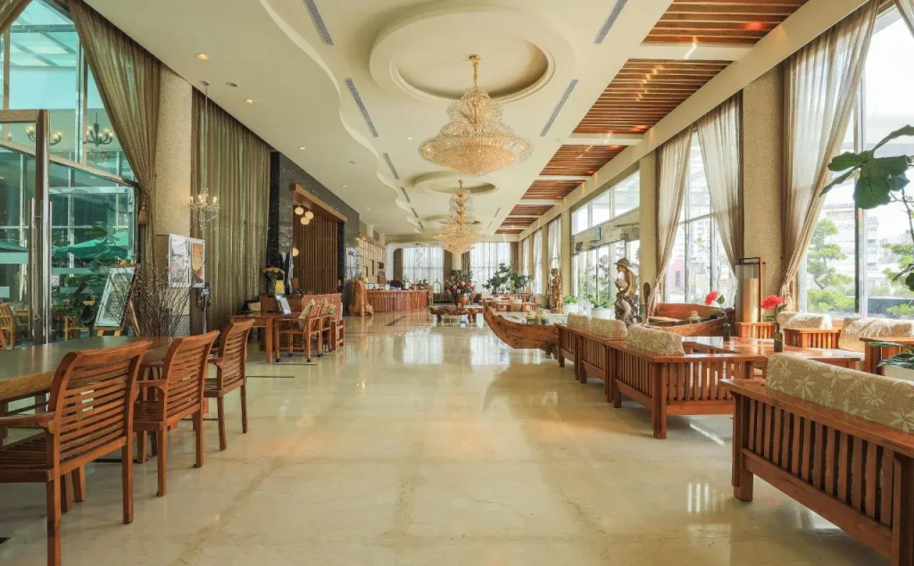 Yentai Hotel