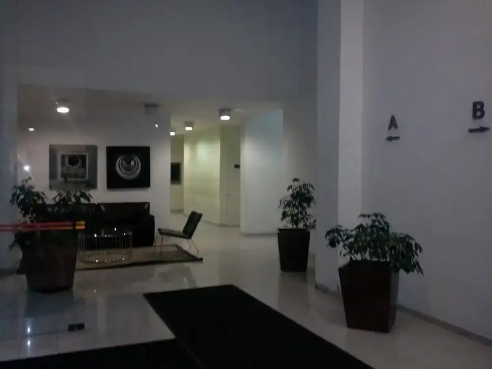 Merced Plaza Apart