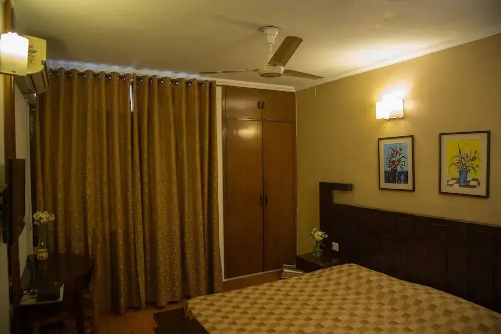 Woodpecker BNB Hauz Khas