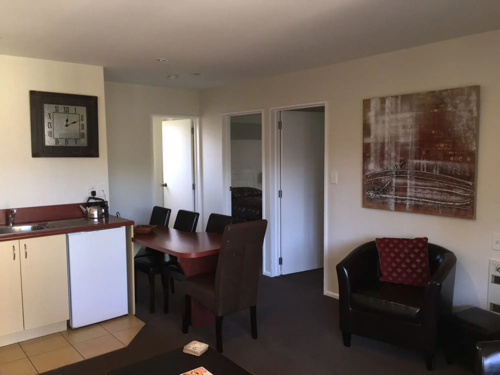 Tuscana Motor Lodge