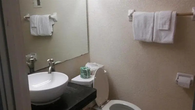 Bayfront Inn Corpus Christi