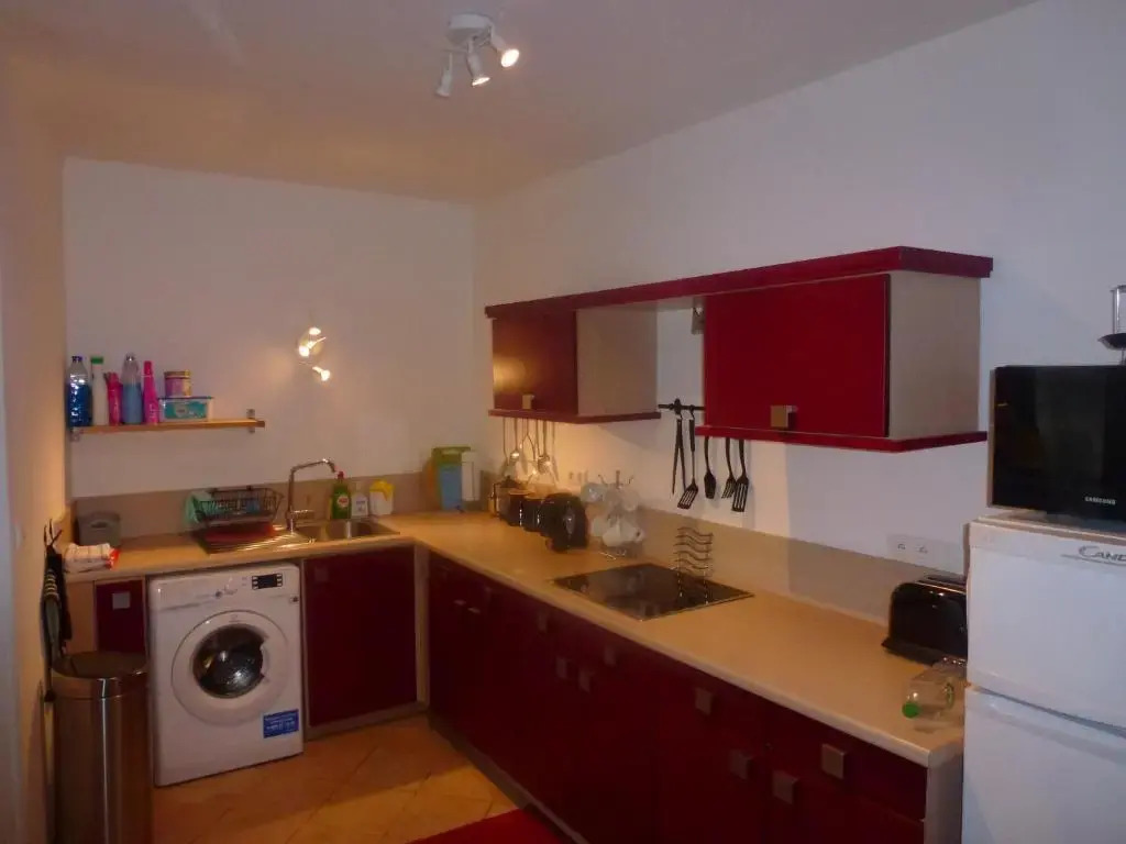 Comfortable Gite (3) in attractive Languedoc village