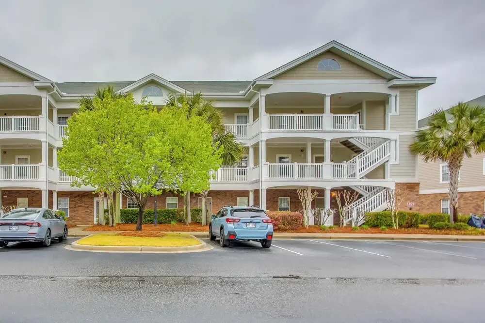 Golf Resort Condo w/ Pool in North Myrtle Beach!