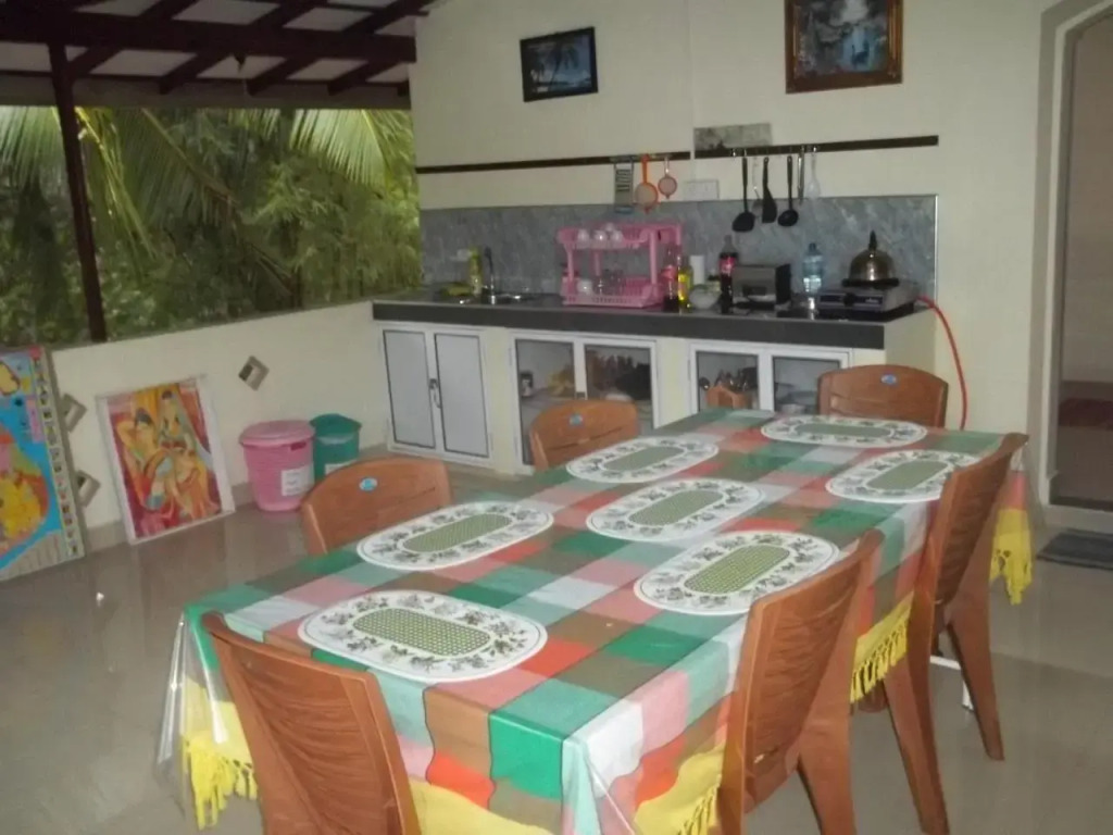 Anura home stay