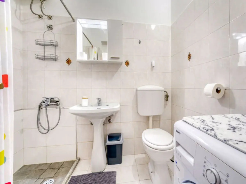 Apartment Edo Lovran
