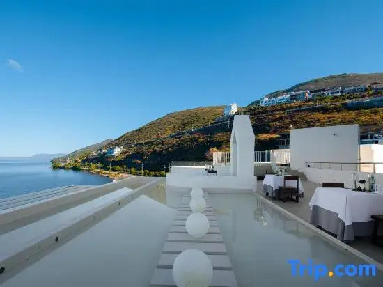 Lisu·Anyin Seaview Resort Hotel (Erhai Branch, Wenbi Village)