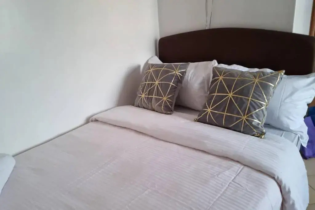 Cozy studio with WIFI &Parking in South B