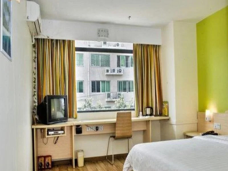 7 Days Inn Taiyuan Chang Feng Street Wal Mart Branch