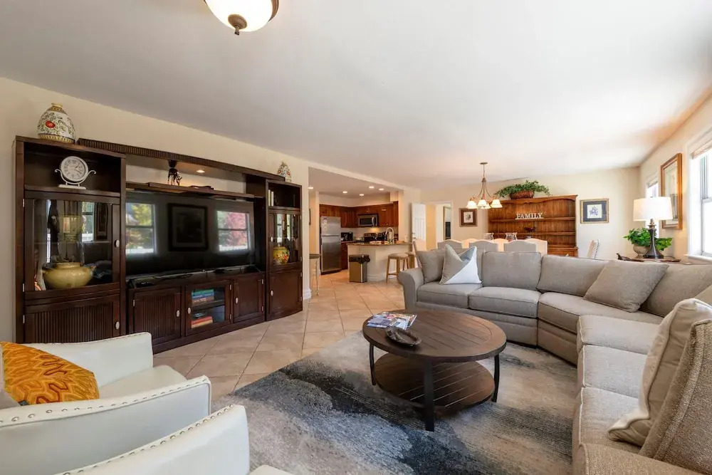 Resort Plaza Condominiums 5002-5025