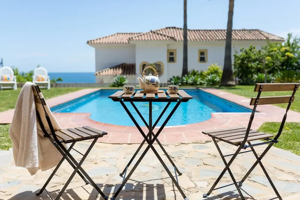 La Cala Beauty