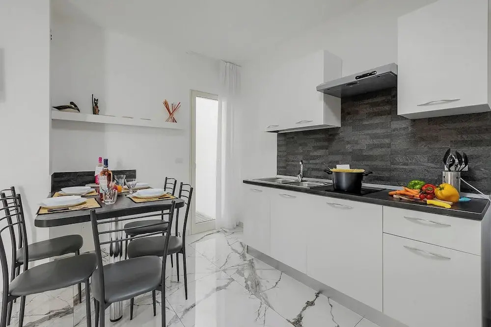 Pino Residence