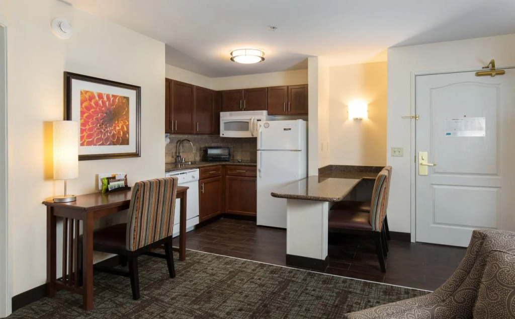 Staybridge Suites Toledo/Maumee by IHG