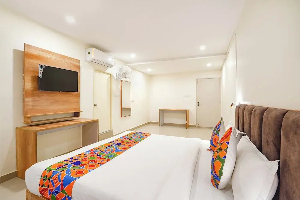 FabHotel Indian Suites - Near ITPL Main Road, Brookefield