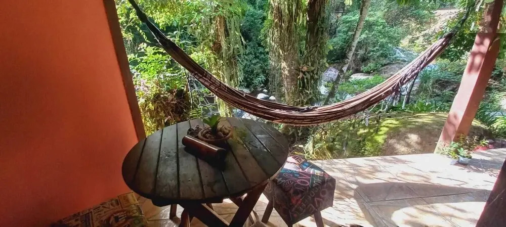 casa na cachoeira