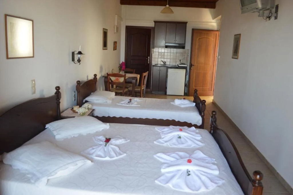 Kavousi Resort