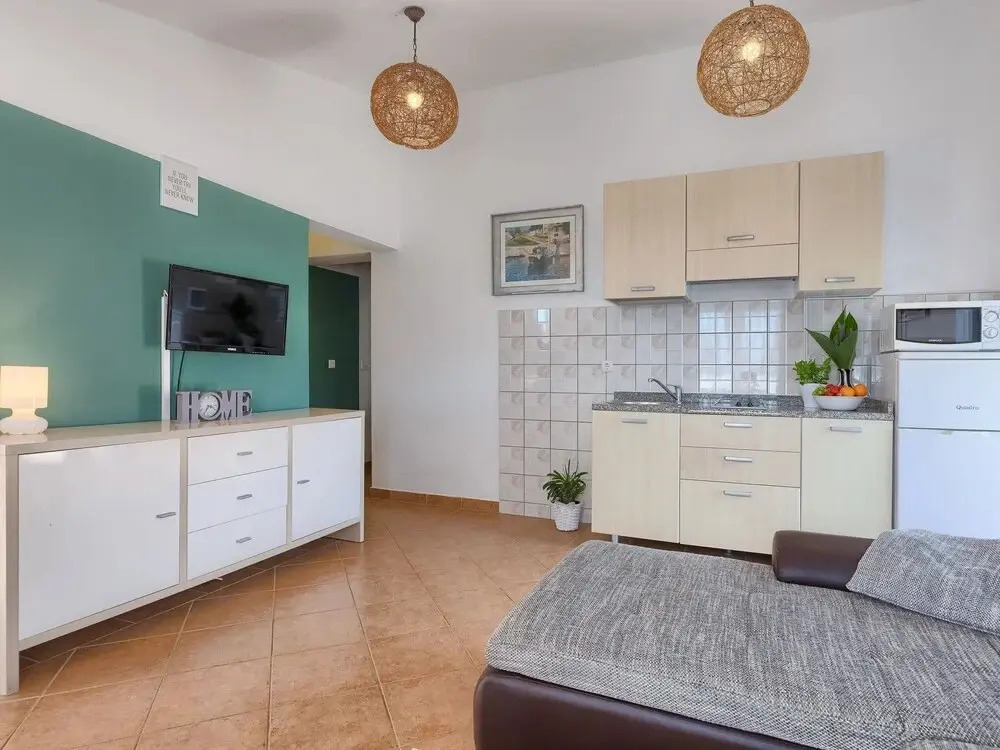 4S - One Bedroom No.2