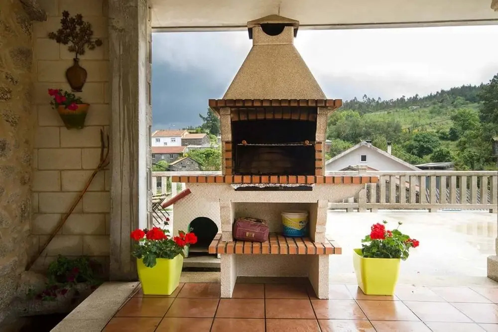 House - 3 Bedrooms with WiFi - 107748