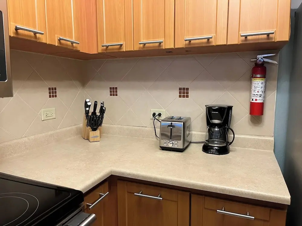 2 Bedroom Condo Pool and Beach Access