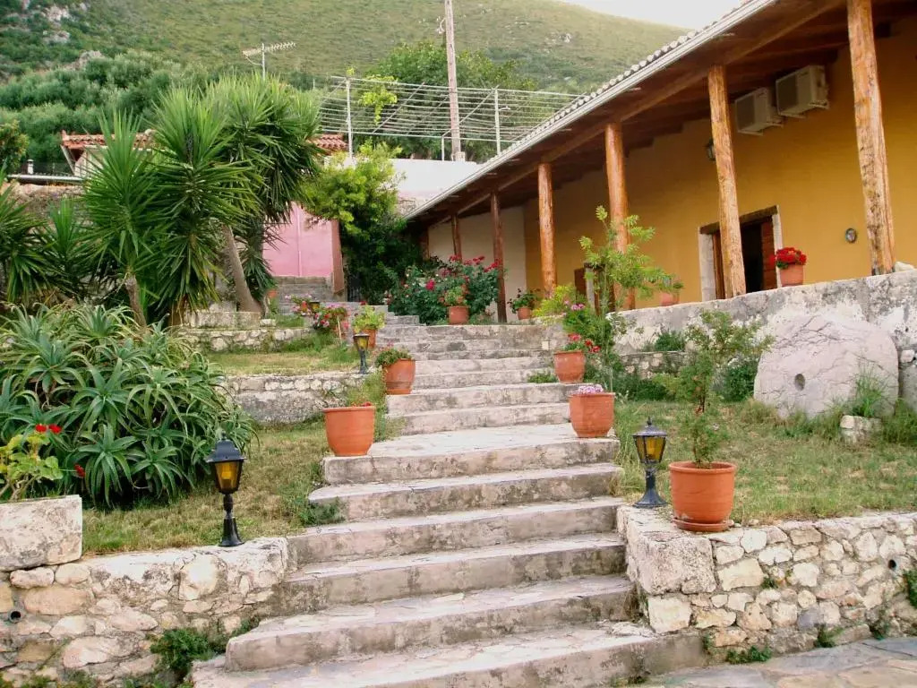 Archontiko Maisonettes