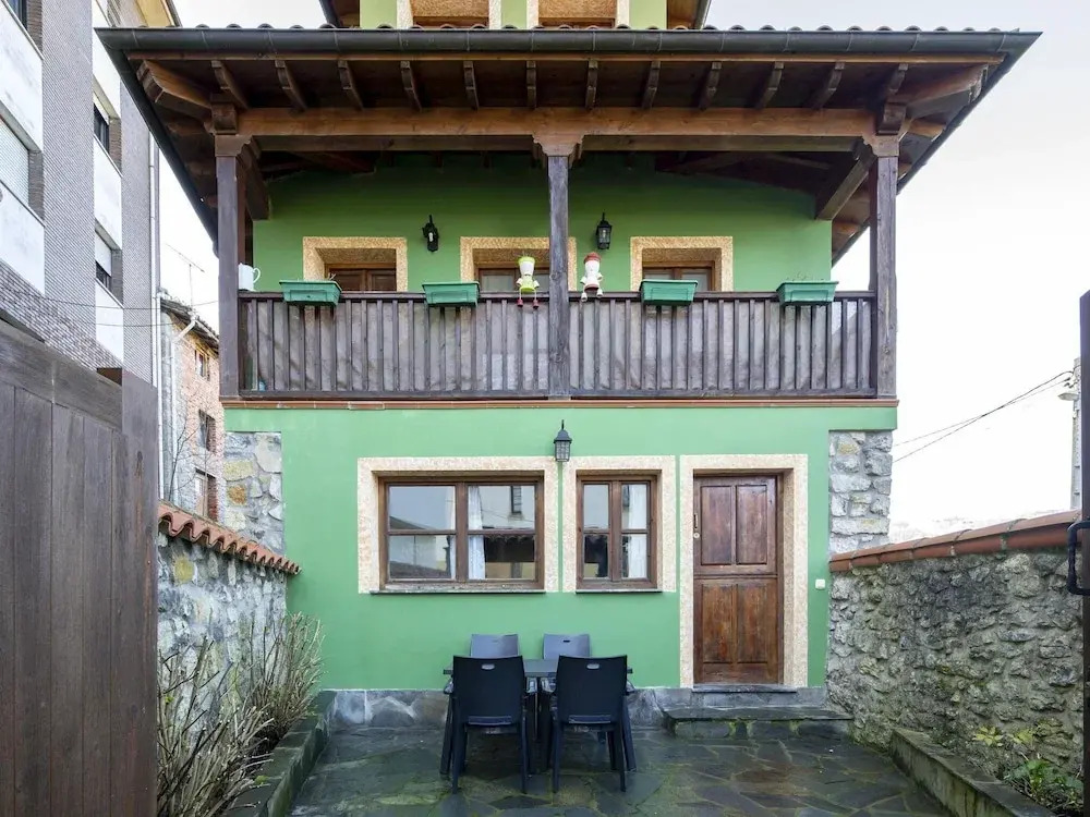 Lovely Apartment in Colunga near Sea Beach