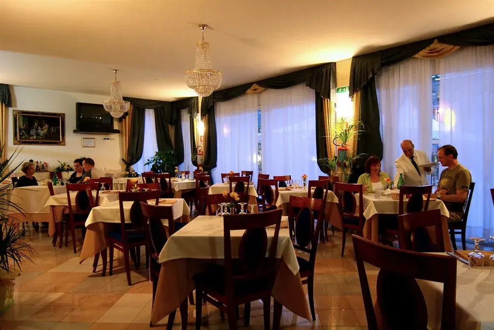 Hotel Royal