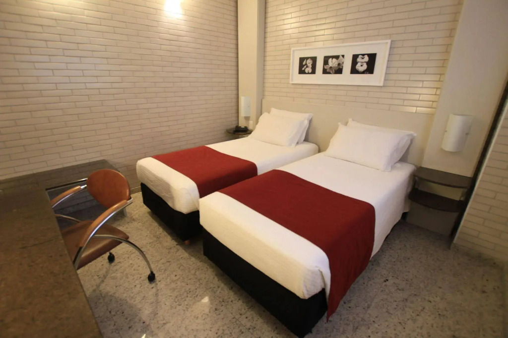 Hotel Confiance Batel