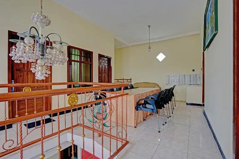 Hotel O Harwin Homestay