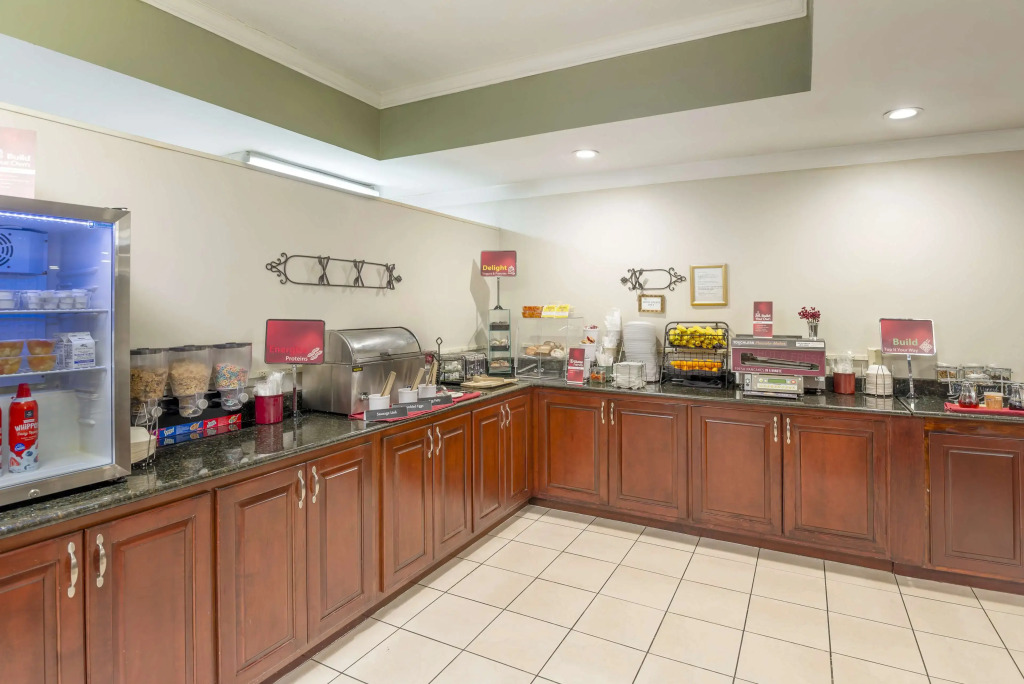 Best Western PLUS Governors Inn Richmond