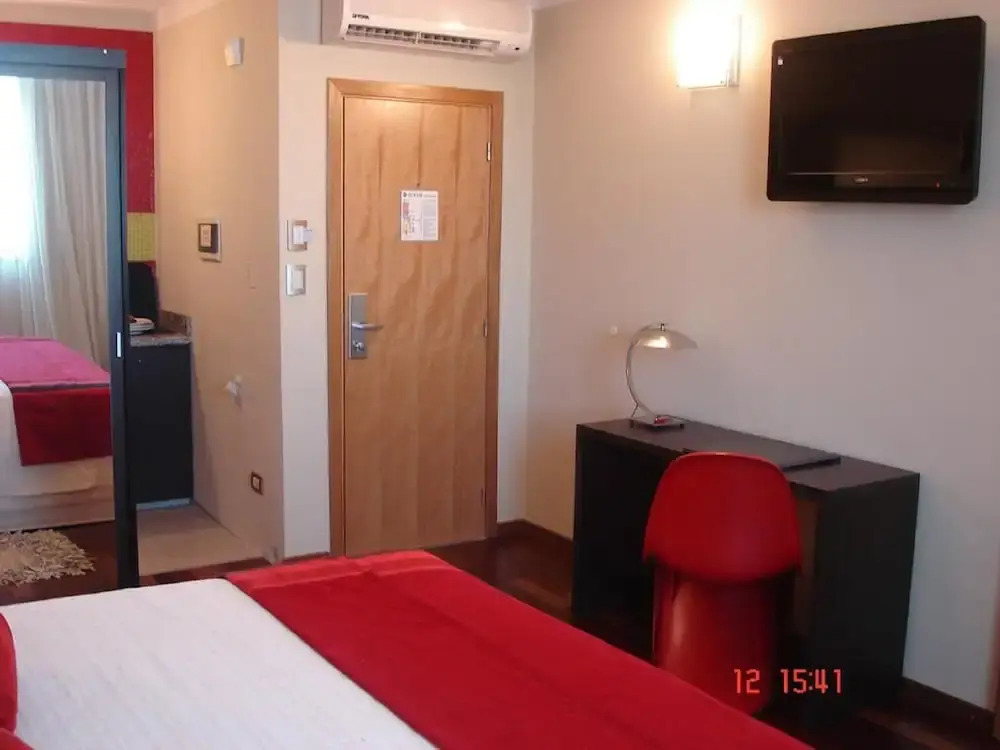 Zoom Apart Hotel