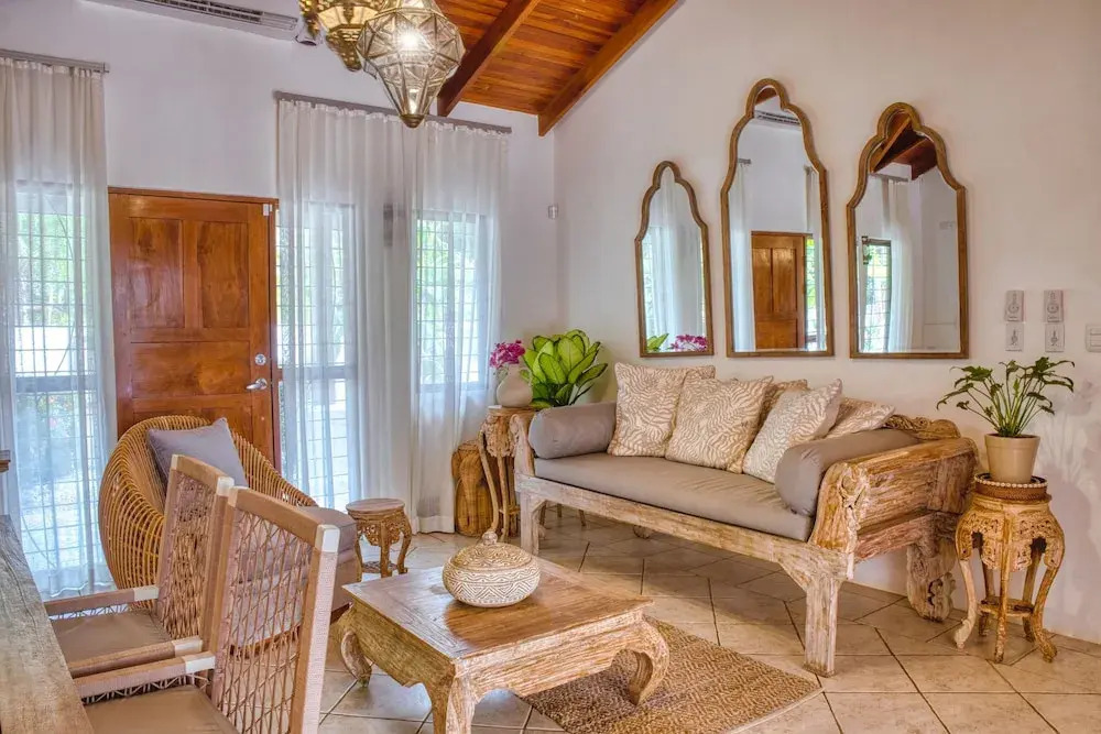 Casa Bonita - 5BR With Pool Walk to Beach