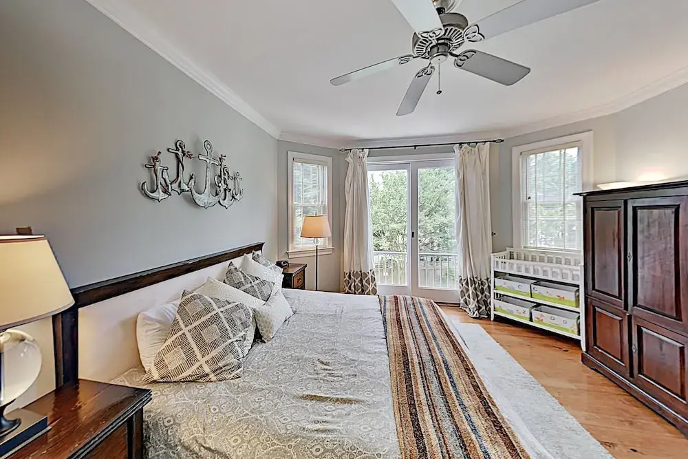 3848cott 6 Bedroom Home
