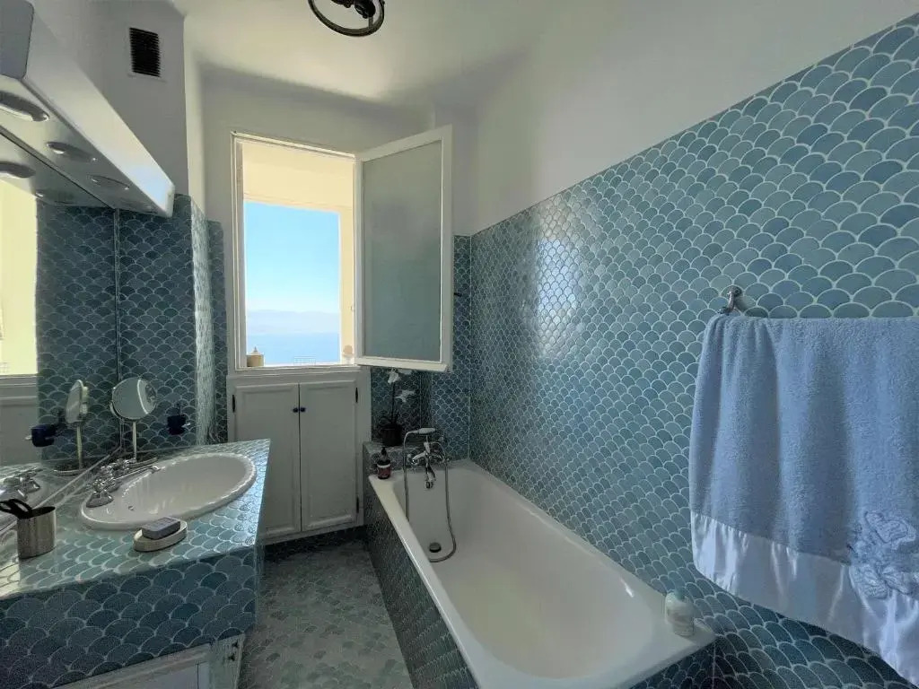 Appartement Ajaccio, 4 pièces, 6 personnes - FR-1-61-591