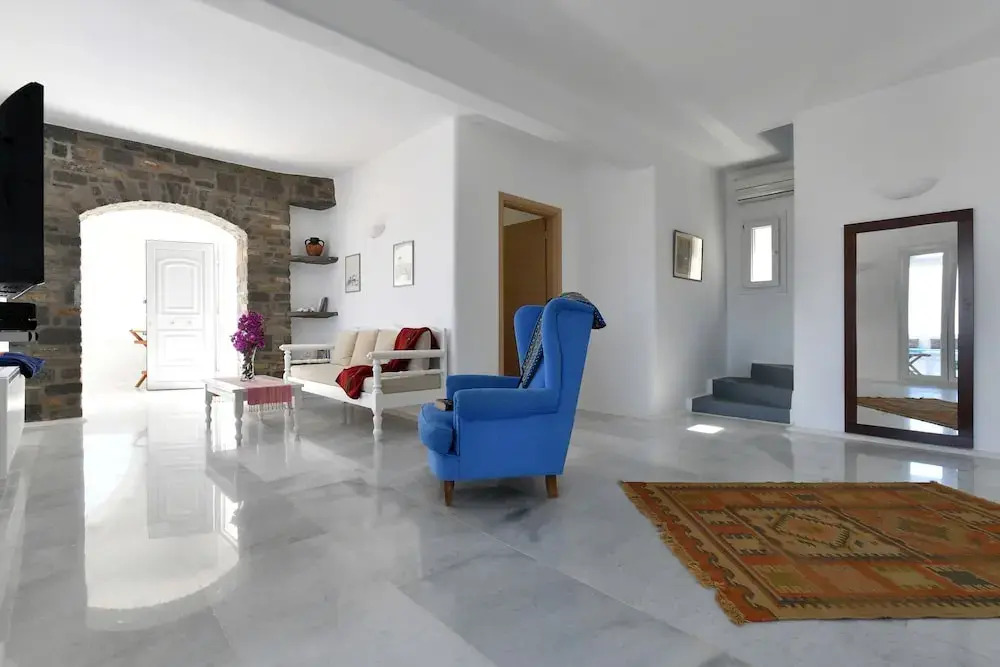 Villa Myrrine